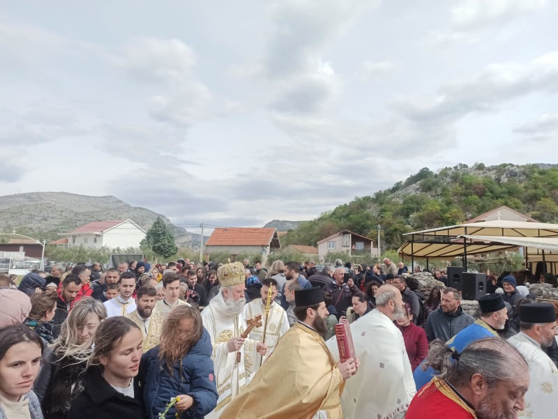 Praznik Cvijeti molitveno proslavljen u manastiru Zlatica(FOTO)