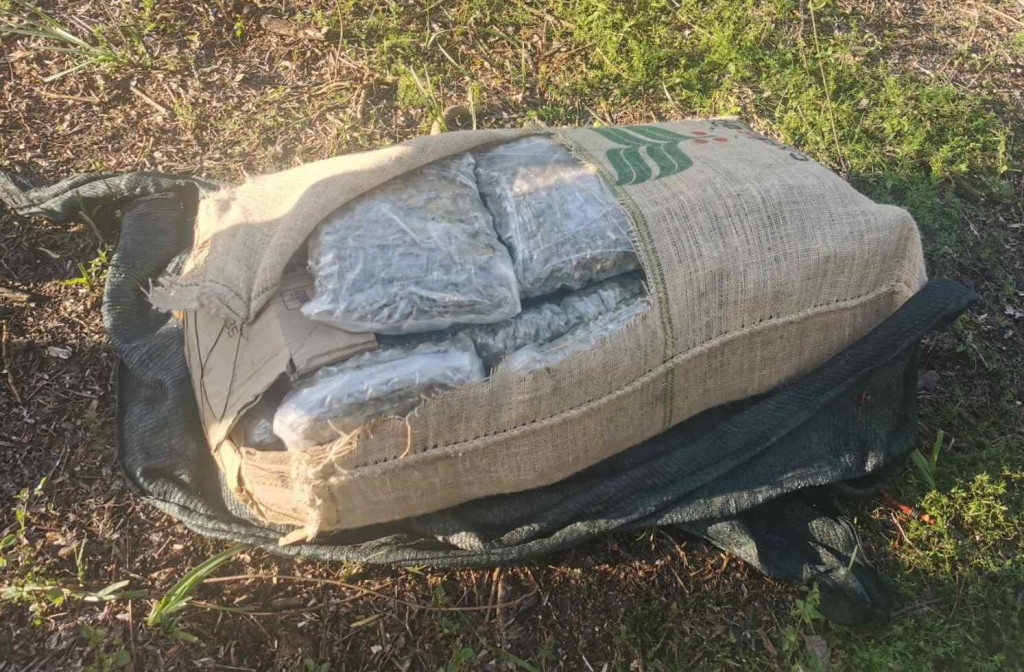 Na Skadarskom jezeru palo 23 kilograma marihuane