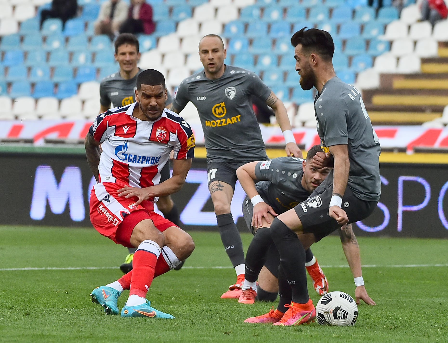 Crvena zvezda obezbijedila domaći teren u derbiju u plej-ofu