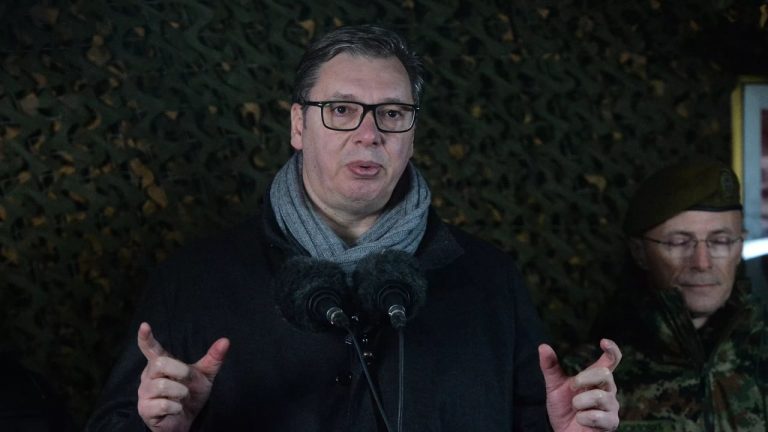 Vučić: U Evropi postoji jedna mala zemlja ponosnog naroda koja nije uvela sankcije Rusiji, to je naša zemlja