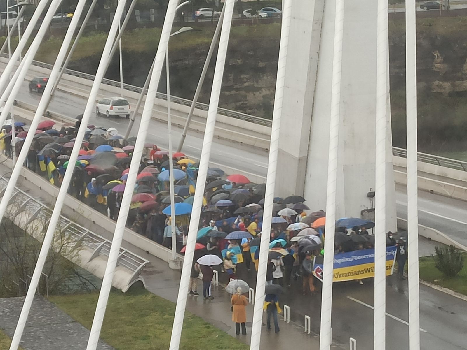 U Podgorici održan protest podrške Ukrajini, okupljeni skandirali „Stop Putin, stop Rusija“