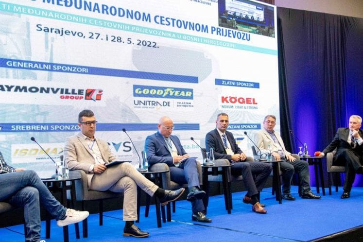 Predstavnici Ministarstva kapitalnih investicija prisustvovali susretu drumskih prevoznika u Bosni i Hercegovini