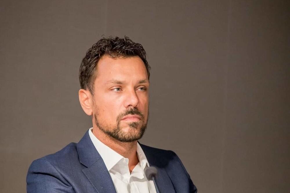Novi direktor Fonda za zdravstveno osiguranje doktor Vuk Kadić?