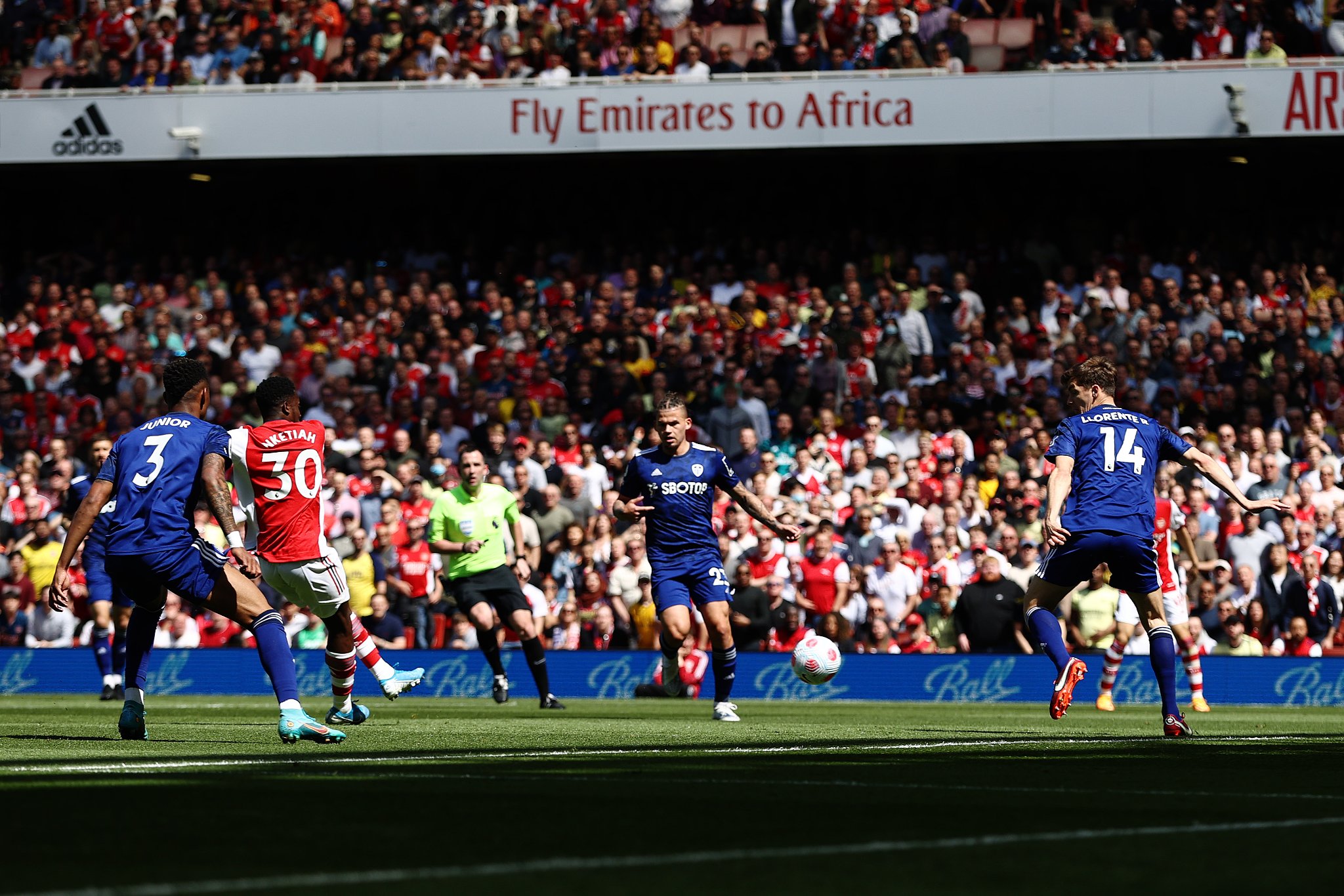 „Blickrig” Arsenala, Lids pao u opasnu zonu, Everton isplivao