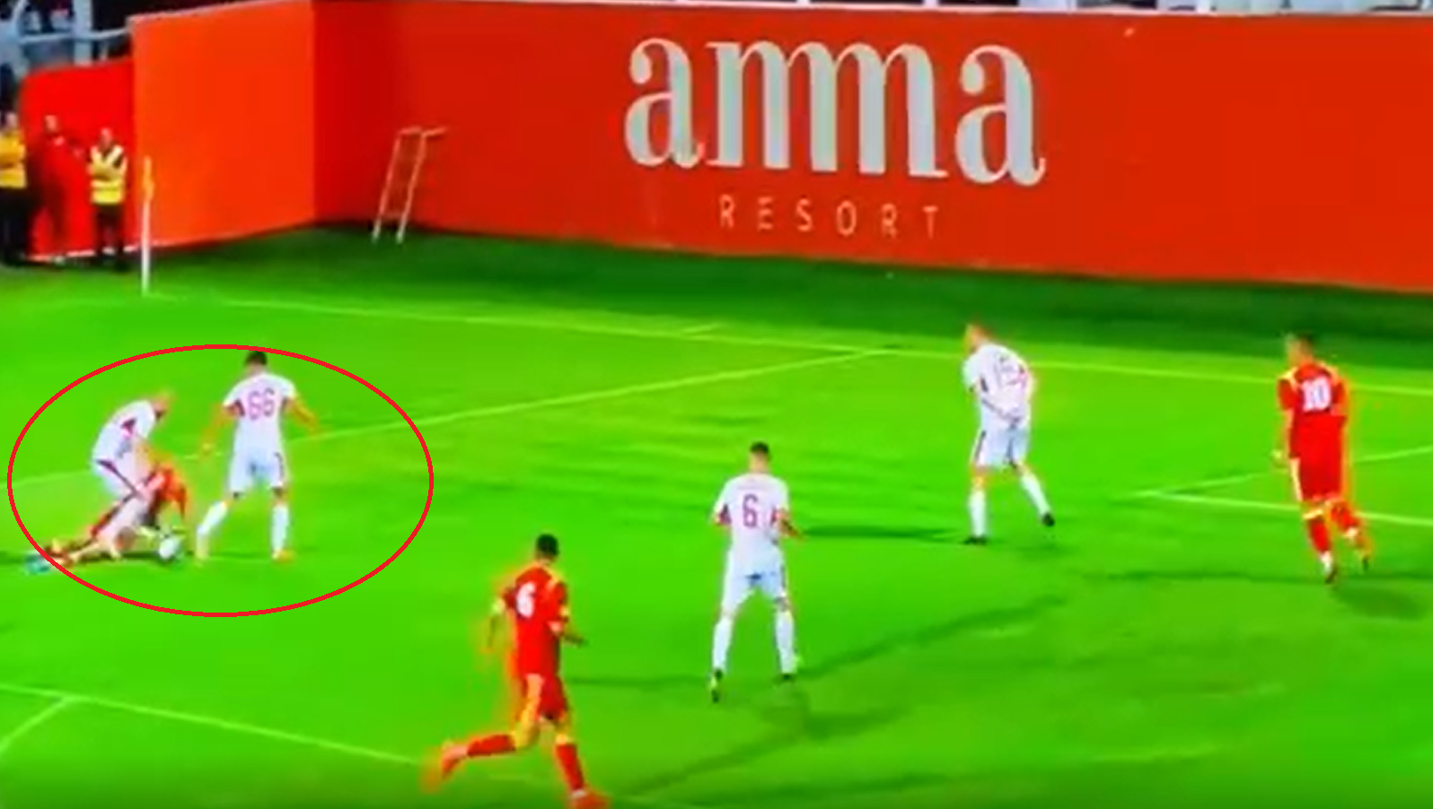 SKANDAL: SDT i UEFA da ispitaju dešavanja na utakmici Podgorica-Iskra! (VIDEO)