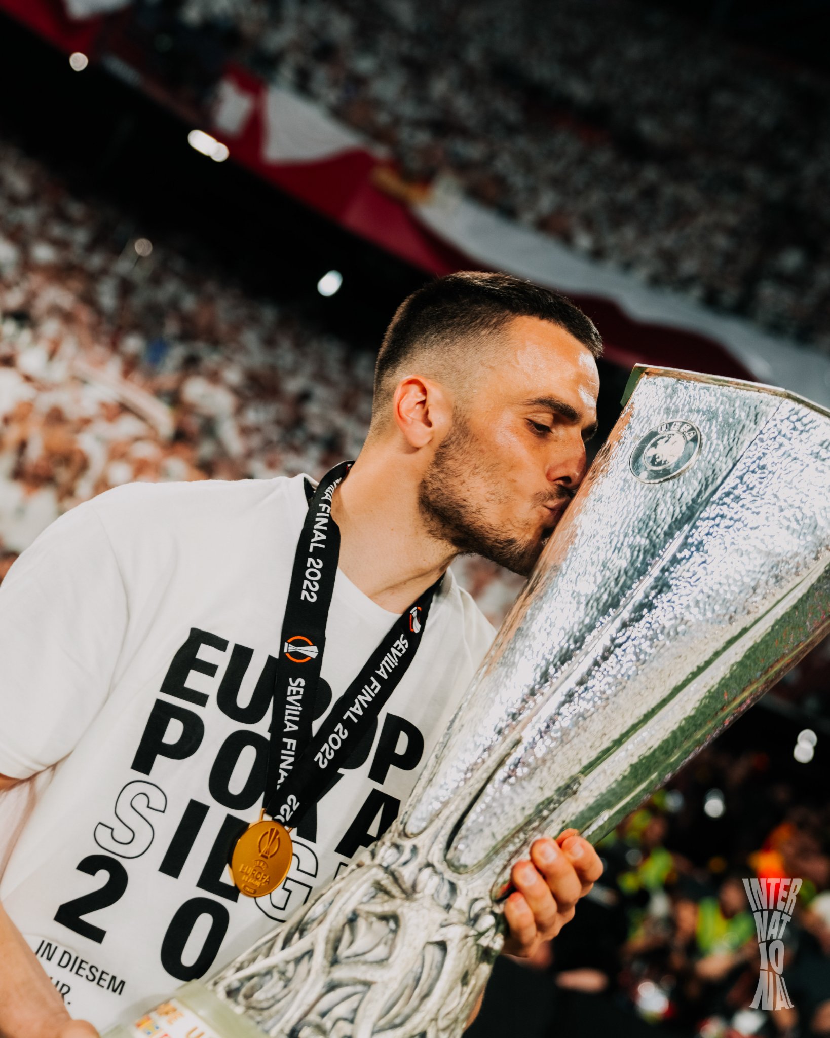 Kostićeva dilema: Inter ili Totenhem?