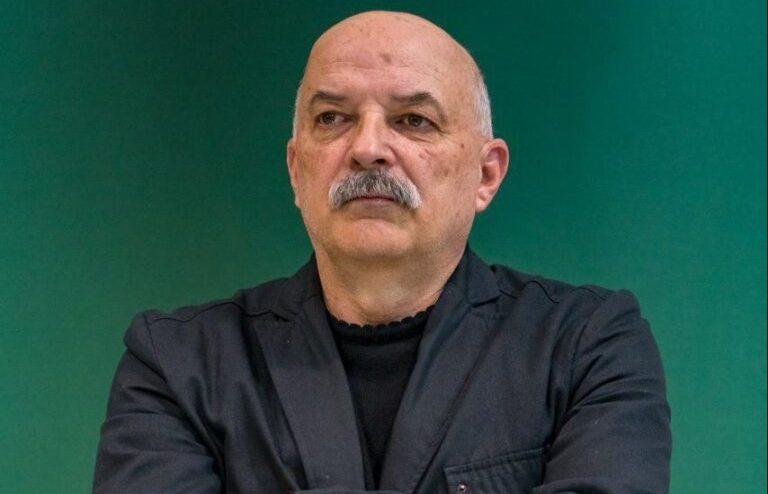 „Glas Holmije“: Udruženje novinara Crne Gore na braniku profesije, mediji na izdisaju!