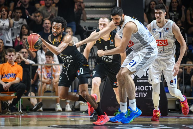 Partizan nakon devet godina u finalu ABA lige: „Crno-beli” već u prvom poluvremenu ubili svaku nadu Budućnosti