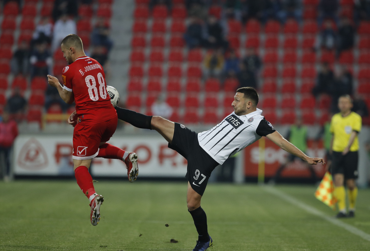 Partizan i dalje dva koraka iza najvećeg rivala: Rutina „crno-belih” u Kruševcu
