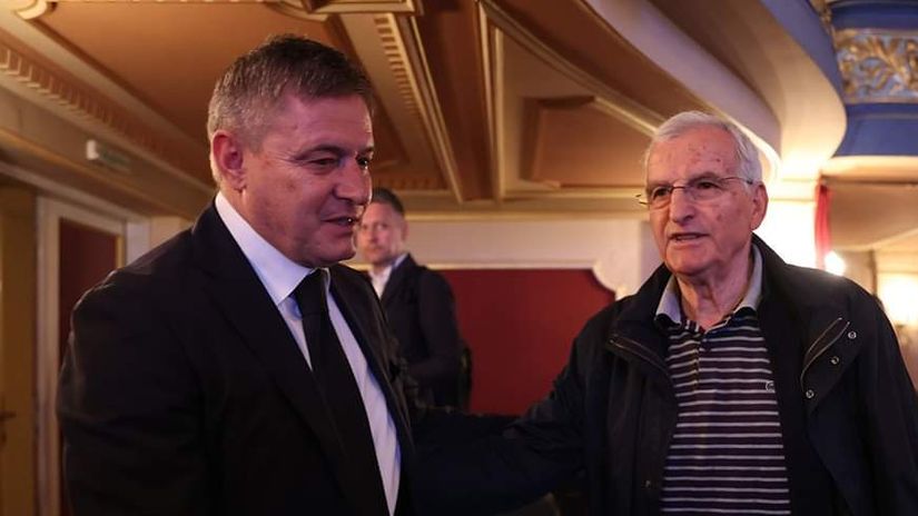 Poslednji oproštaj fudbalske elite od velikana Ivice Osima: „Vječna ti slava šefe“