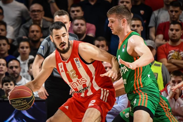 Sve je spremno za spektakl: Zvezda savladala Cedevitu i zakazala okršaj sa Partizanom za trofej!