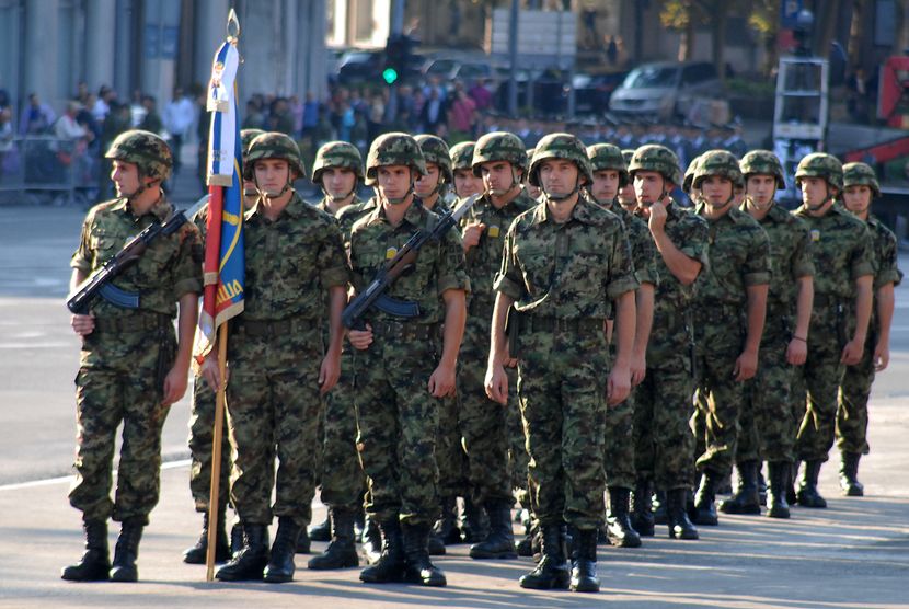 U Srbiji predložen obavezan vojni rok: „Muškarci bi sazreli i naučili šta je rodoljublje“