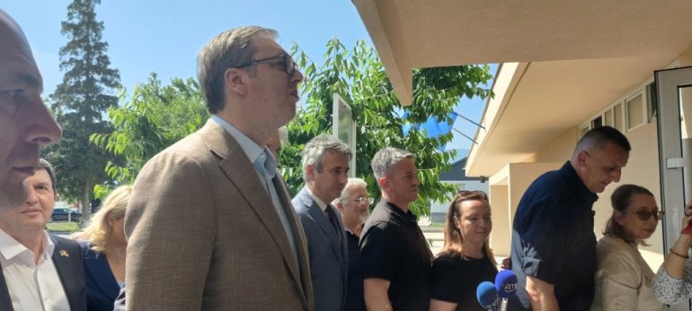 Vučić obišao ukrajinske izbjeglice: Želim vam da što prije dočekate mir i vratite se svojim domovima!