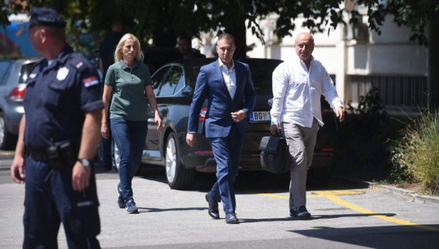 Stefanović nakon saslušanja u SUK-u: Sve je u rukama Tužilaštva koje će rasvijetliti sve procese i doći do potpune istine!