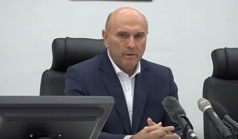 Carević donirao majsku platu nikšićaninu Božidaru Janjuševiću