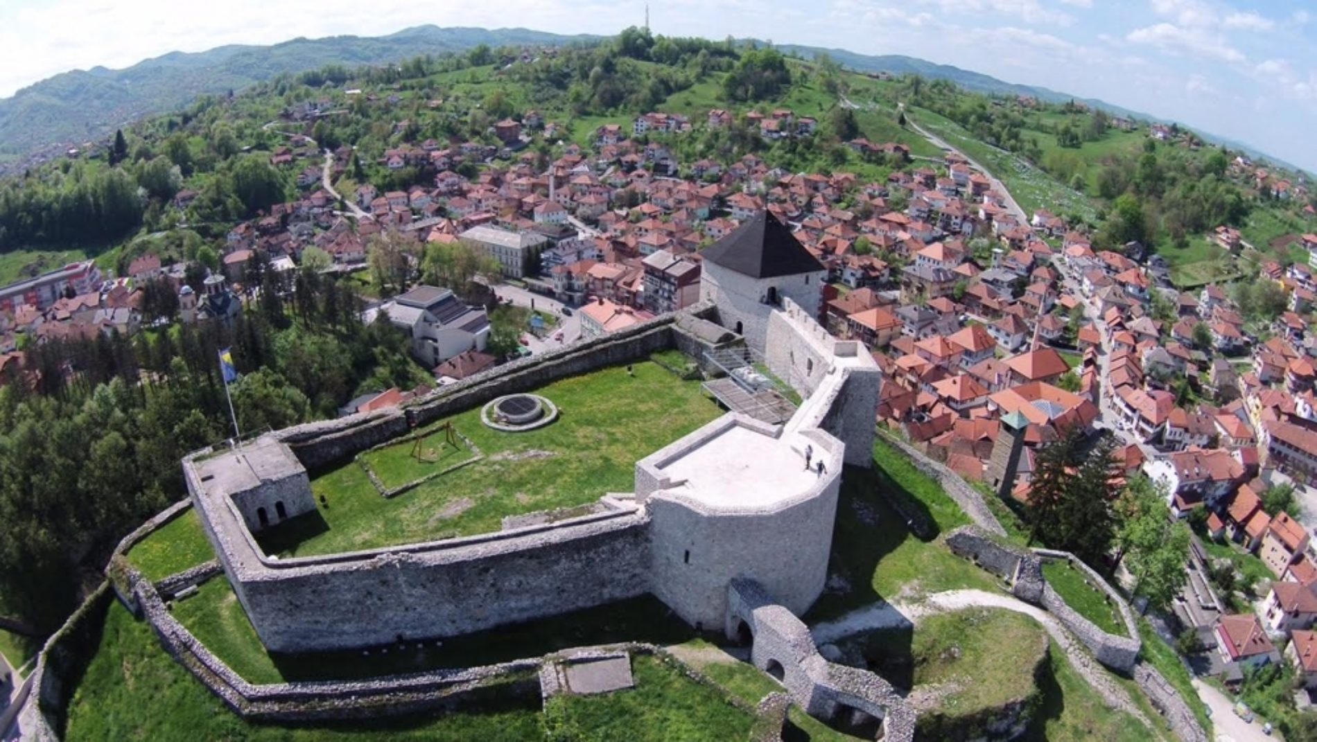 „Lideri“ u regionu: Bosanska opština Tešanj ima izvoz vrijedan 250 miliona evra, dok cijela Crna Gora izvozi samo 437 miliona!
