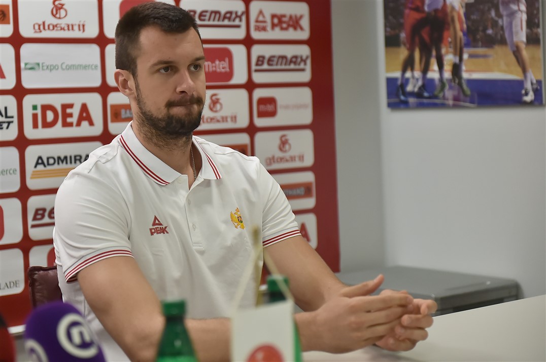 Zoran Nikolić jedini klasični centar u reprezentaciji Crne Gore: Uz pomoć saigrača neće biti problema