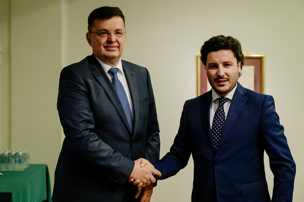 Abazović sa predsjedavajućim Vijeća ministara BiH: Crne Gora spremna za pronalaženje zajedničkog jezika na Zapadnom Balkanu