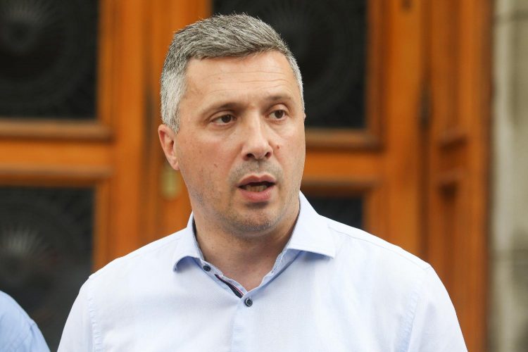Obradović: Očigledno je da EU ne želi Srbiju, a ako je želi, želi je bez Kosmeta