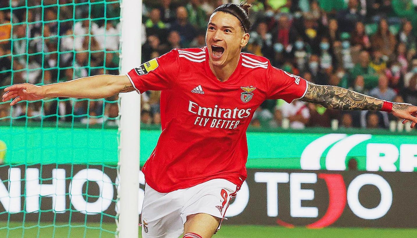 Liverpul i Benfika se dogovorili: Darvin Nunjez narednih šest godina na „Enfildu“