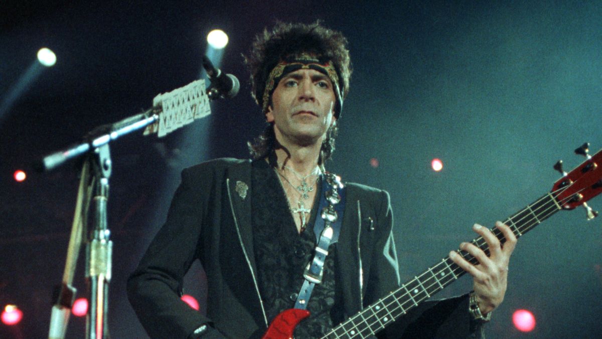 Preminuo basista grupe Bon Jovi, Alek Džon Sač