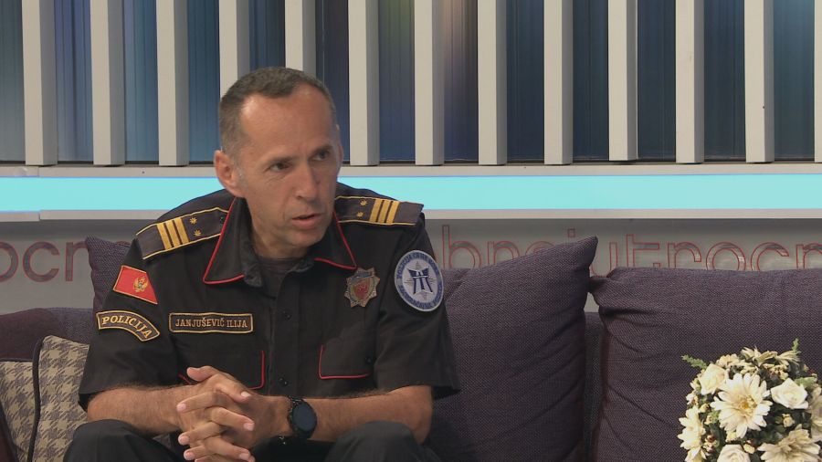 Janjušević: Policajci neće ostati bez vozila, narednih dana biće produžena licenca