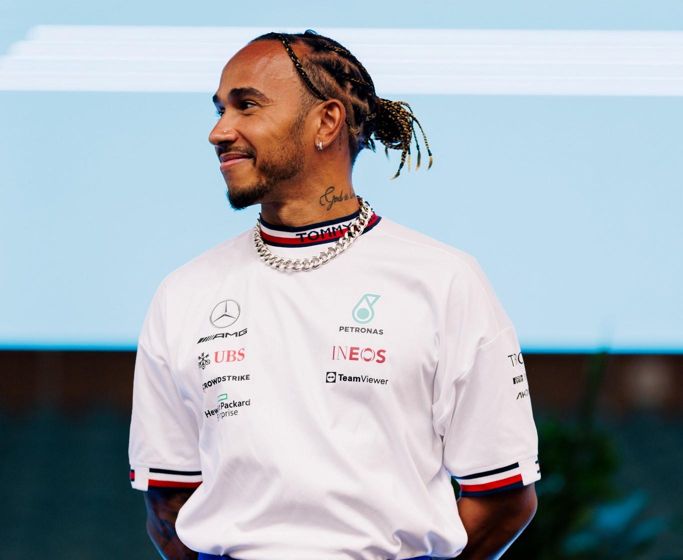 Hamilton osjeća bolove u leđima, pod znakom pitanja nastup u Kanadi
