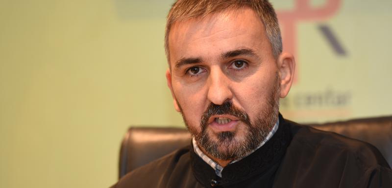 Otac Nikola Pejović: Napadi Ranka Krivokapića na Vesnu Bratić pokazatelj vraćanja atisrpskog duha u Crnoj Gori!