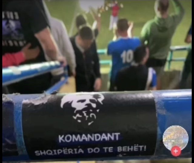 Navijači Dečića u finalu Kupa Crne Gore slavili OVK i Adema Jašarija