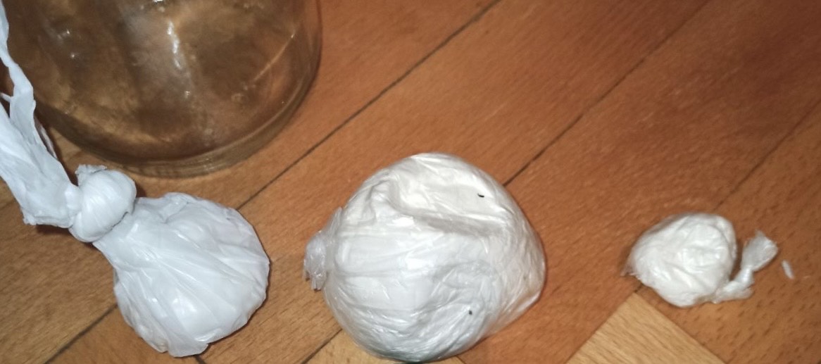 Podgorička policija uhapsila maloljetnika zbog 3 pakovanja „spida“