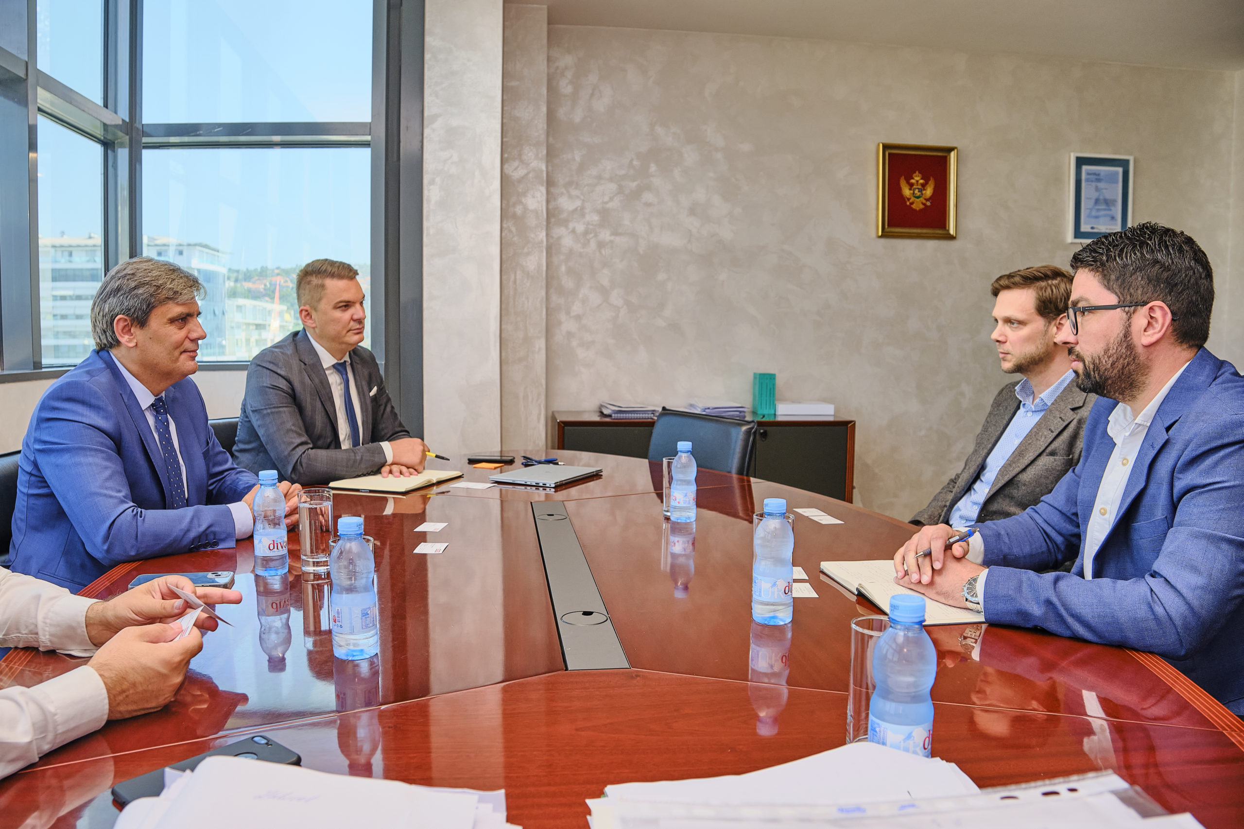 Ibrahimović sa predstavnicima kompanije Strabag: Radovi na započetim projektima se moraju nastaviti kako bi se ispoštovala dogovorena dinamika