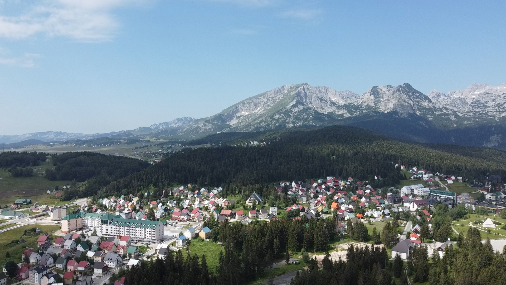 Žabljak: Dobra posjeta u predsezoni, prihodi 20 odsto viši u odnosu na 2019. godinu