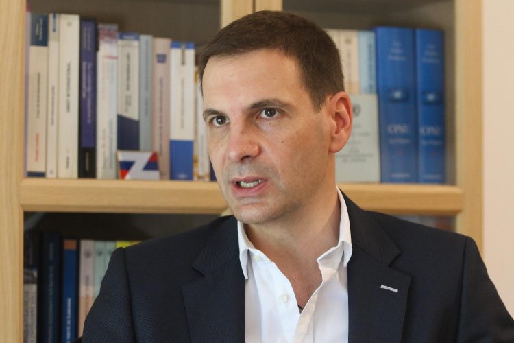 Jovanović: Ako bi Srbija sada okrenula leđa Rusiji, sišla bi sa istorijske scene