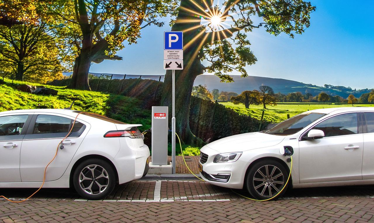 Evropljani sve više prelaze na električne automobile, evo koliko ih Evropljana posjeduje