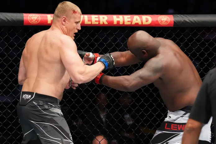 Ruski UFC borac žestoko nokautirao Amerikanca