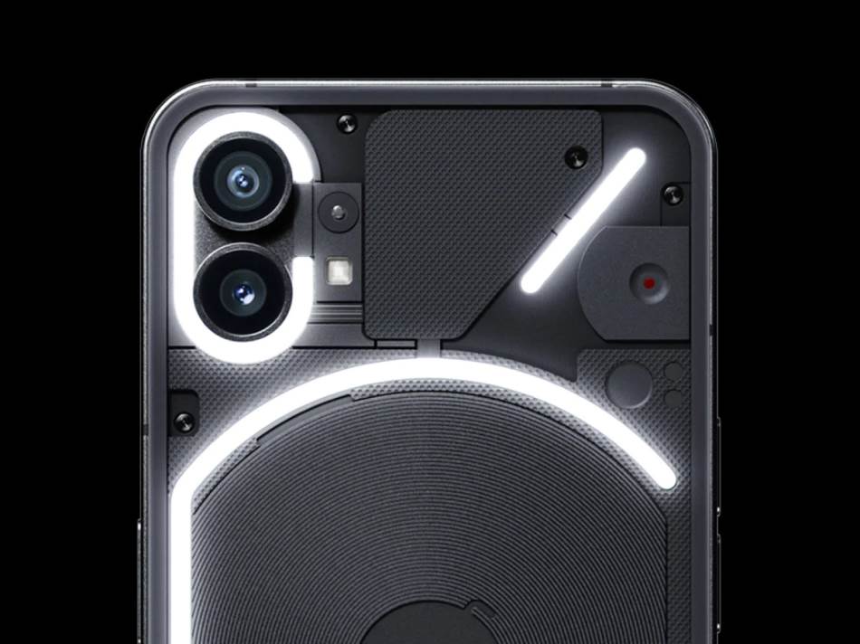 Nothing phone (1): iPhone među Android uređajima