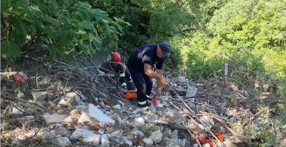 Kod Donjeg manastira Ostrog: Državljanka BiH spašena nakon pada niz 40 metara visoku liticu