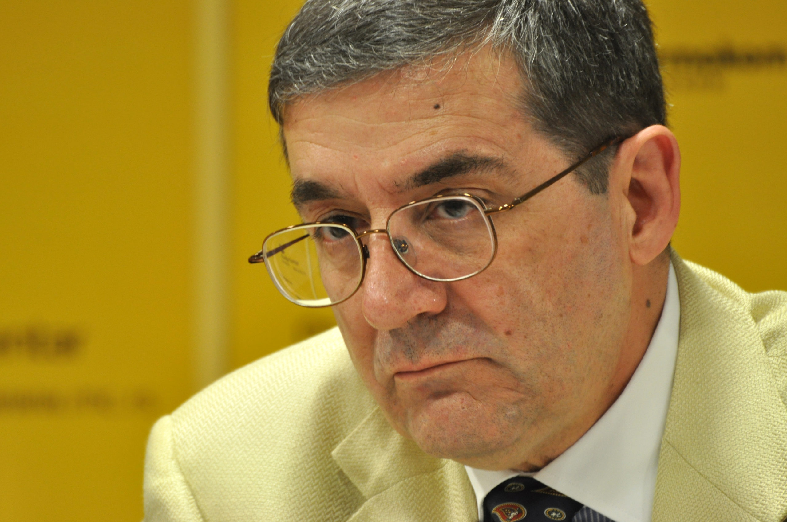 Profesor Srđa Trifković: Evropska Unija doživjela duboki sunovrat, Srbiji ne daju ni uvelu šargarepicu