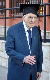 Sa 98 godina dobio drugu diplomu