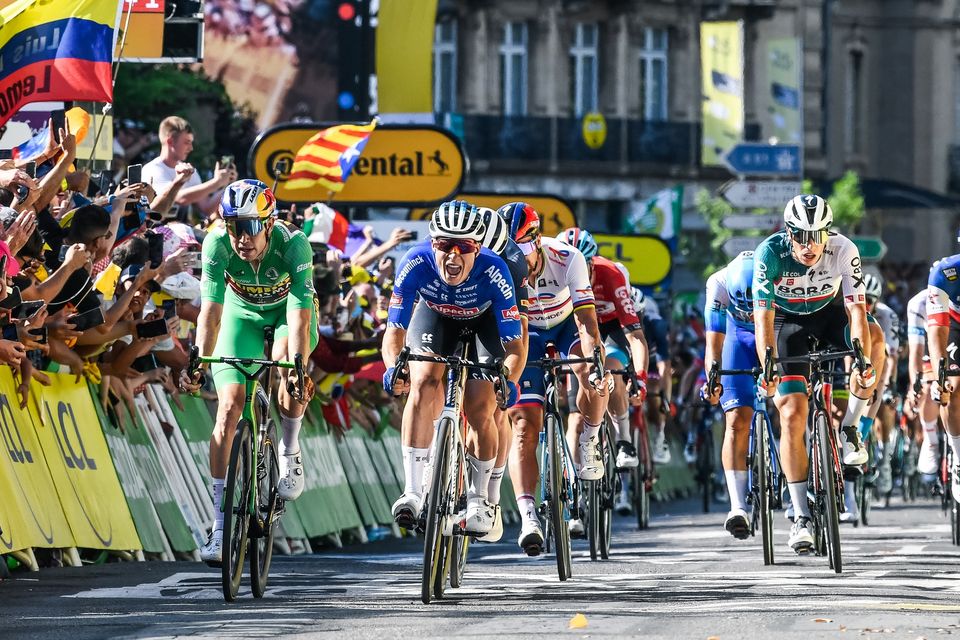 Filipsenu 15. etapa, bez promjena na vrhu Tura