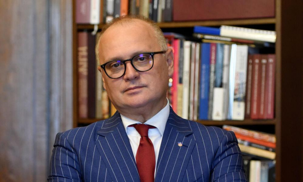 Vesić: Nemam dovoljno iskustva da budem na čelu naredne vlade, ima boljih ljudi od mene da budu na toj poziciji