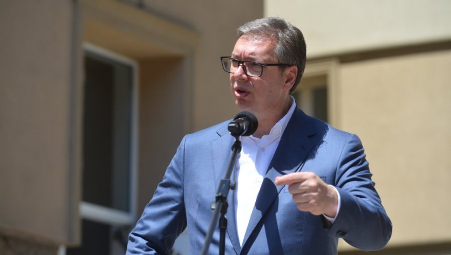 Vučić u Šapcu prisustvuje spajanju mosta preko Save