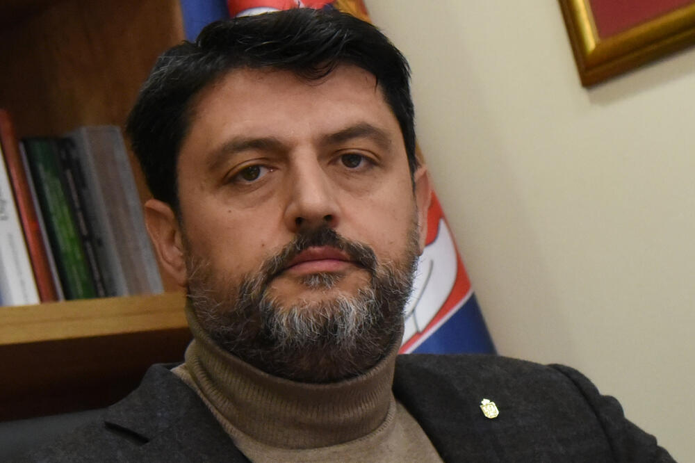Božović: Iskreno saučešće porodicama ubijenih