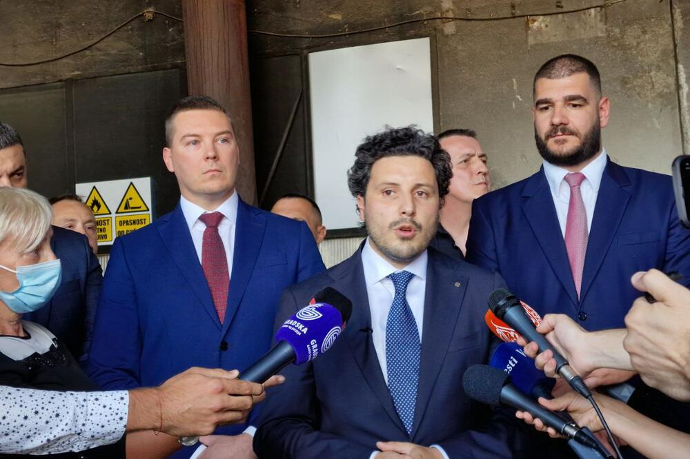 U nikšićkoj fabrici „Javorak MB“ spaljeno 1.000 paketa cigareta u vrijednosti oko milion evra!