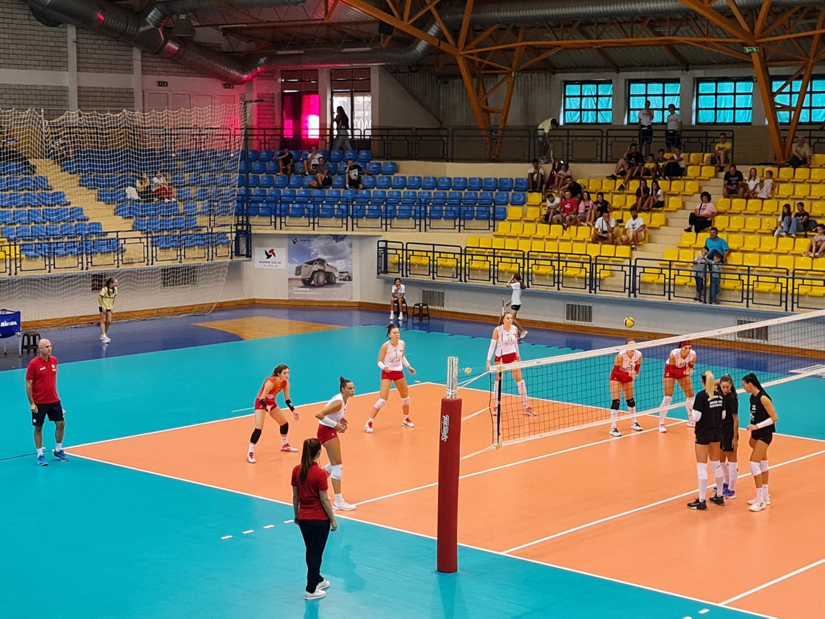 Odbojkašice Crne Gore u dobroj formi: Dva puta savladana Bosna i Hercegovina
