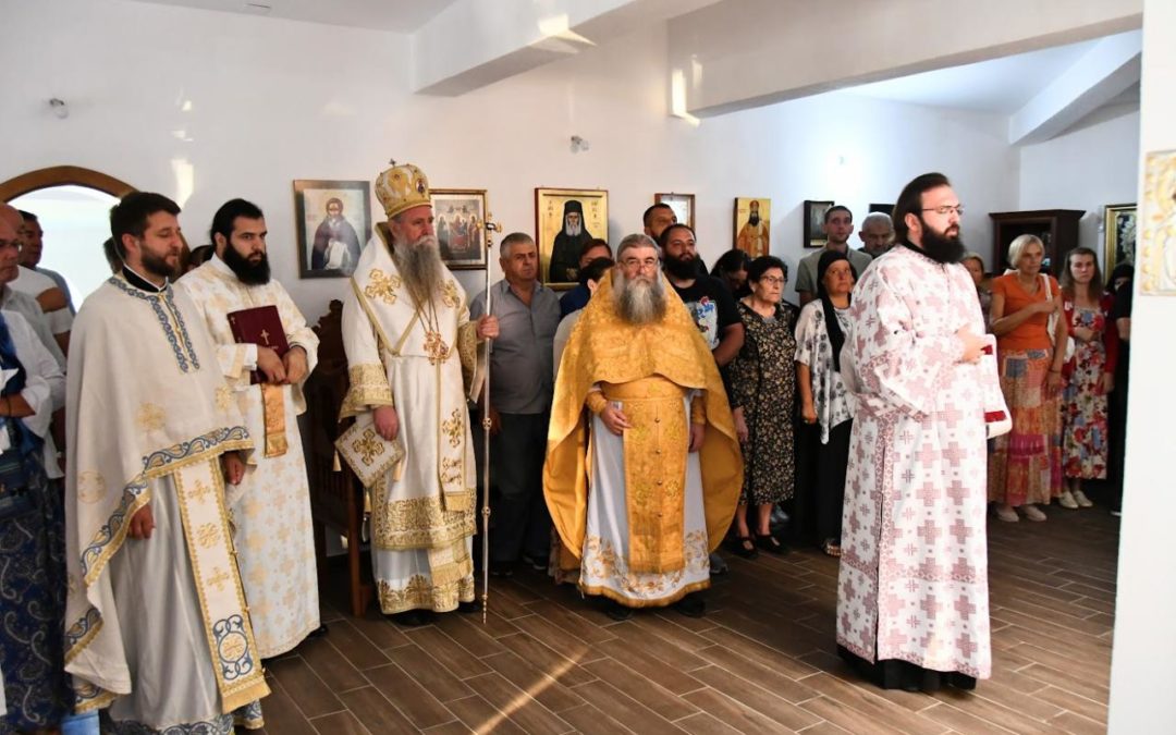Mitropolit Joanikije služio u kapelici posvećenoj Fjodorovskoj ikoni Majke Božije u Mikulićima