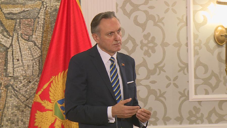 VANJSKI PENZIONER