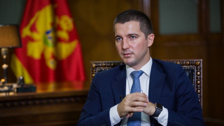 Bečić: Najtužniji dan za Crnu Goru na koji naprosto svaki čovjek zanijemi!