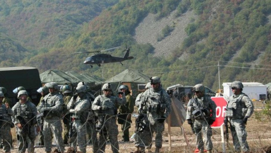 Američke trupe u okviru NATO-a raspoređene duž glavnih puteva na sjeveru Kosova?