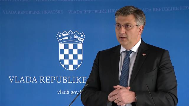 Plenković nastavlja da vrijeđa srpska žrtve: Optužnica protiv hrvatskih pilota za nas ne postoji!
